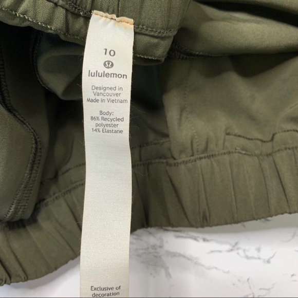 Lululemon Keep It Classic Crop 23" Dark Olive - Picture 4 of 8